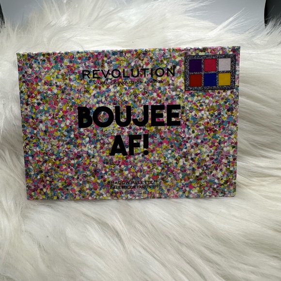 🩷5/$10 Makeup Revolution Boujee AF Multicolor Eyeshadow Palette - Picture 1 of 5